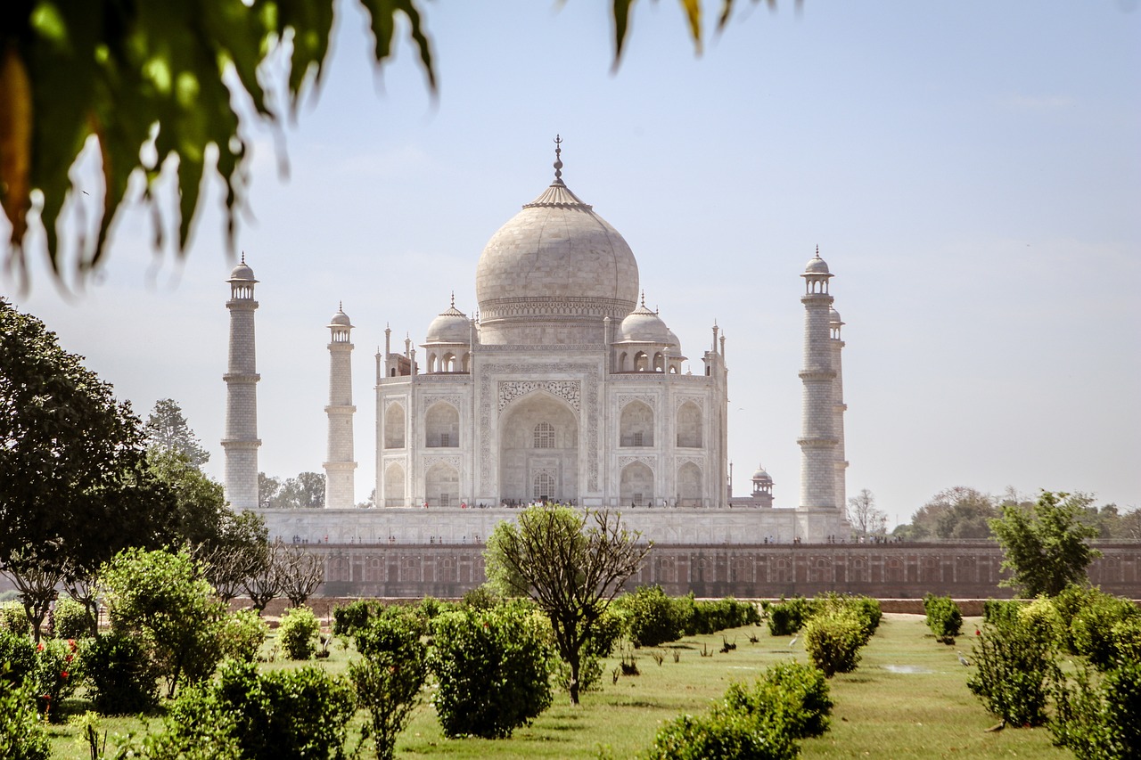 Best Casino Apps India With Usdt vs Dafabet: Which Is Better for Indians in 2026?